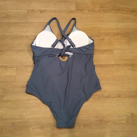 Women’s Plus Size Tummy Control Mesh Cutout Twist Front One Piece Bathing Suit - Picture 4 of 5